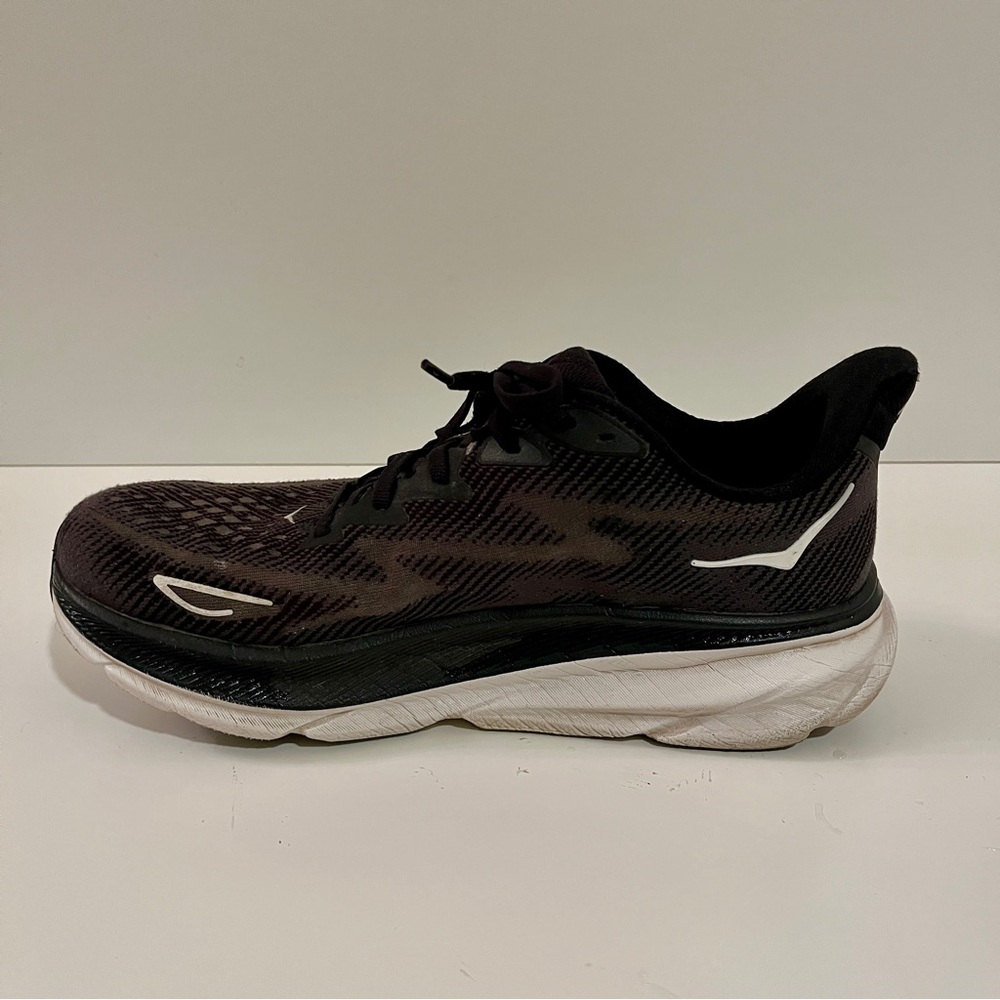 Hoka Clifton 9, Men's 9.5D - Picture 4 of 8